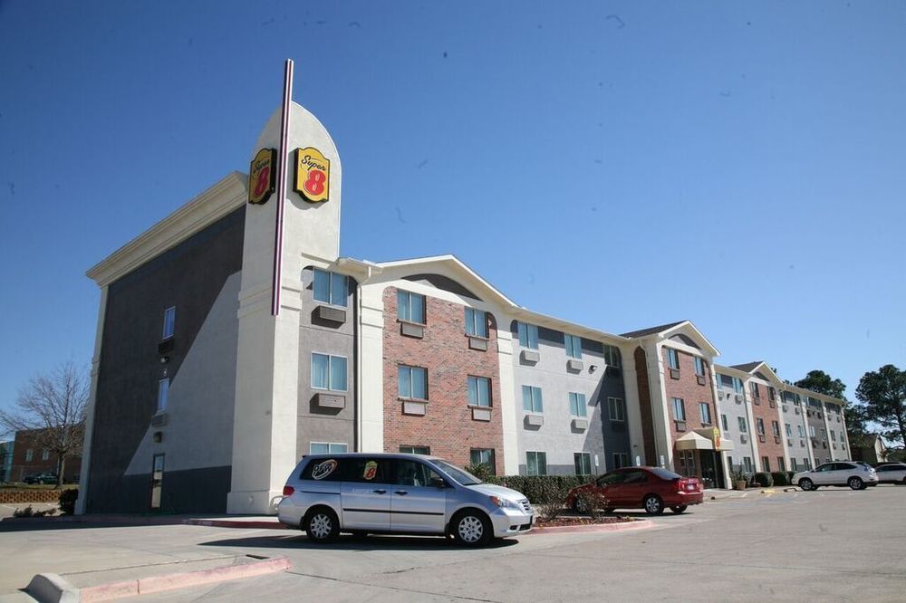 Super 8 By Wyndham Bedford Dfw Airport West Motel Kültér fotó